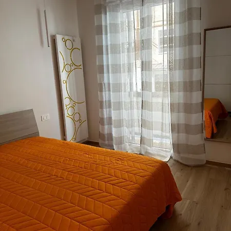 Casammare Faro E Sole Vieste