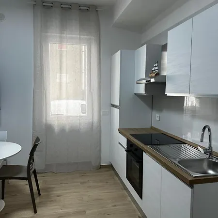 Casammare Faro E Sole Apartment *