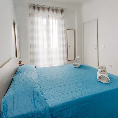 Apartment Casammare Faro E Sole