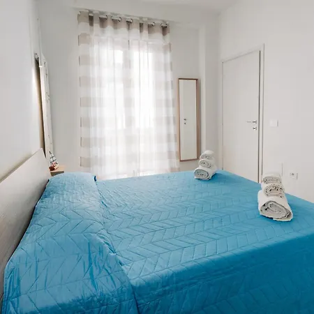 Casammare Faro E Sole Vieste