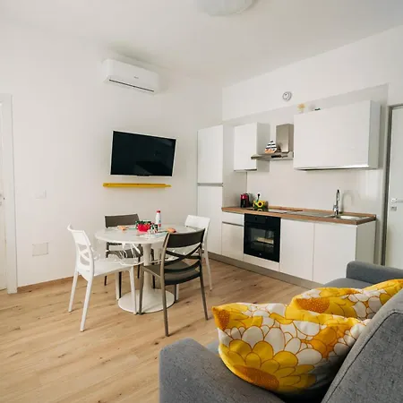Apartment Casammare Faro E Sole *